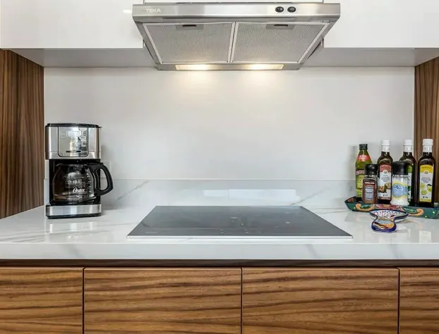 Condo P1 By Trvl2hm hotel detail image 4