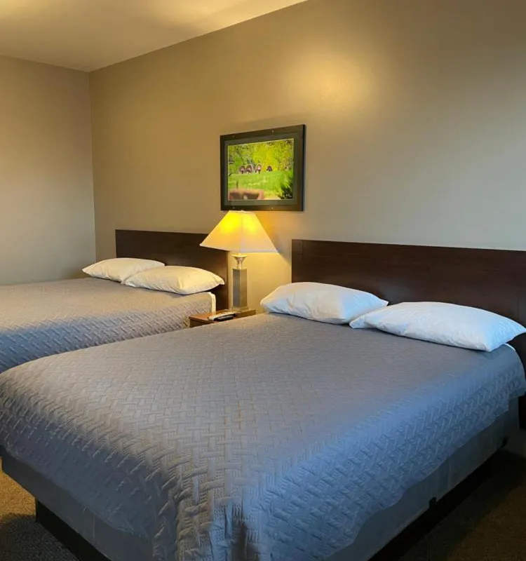 Plaza Inn hotel hero