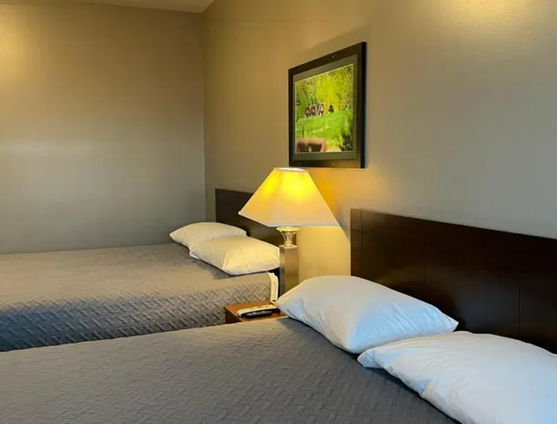 Plaza Inn hotel detail image 1