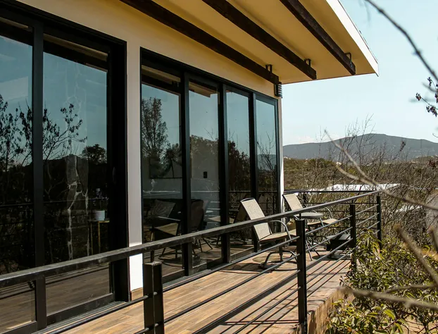 Oasis 444 hotel detail image 1