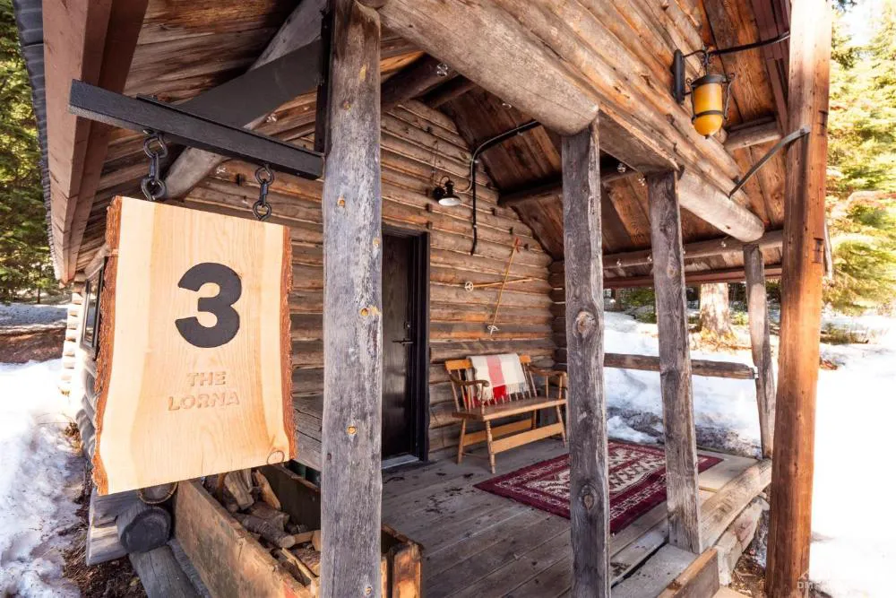 Chute Lake Lodge hotel hero