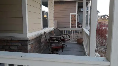 Ric's Place hotel hero