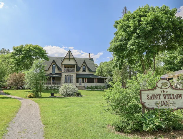 The Saucy Willow Inn and Cottages hotel detail image 2