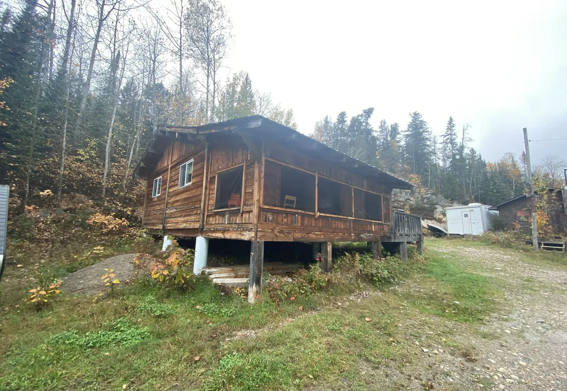 Lake Onaping Lodge hotel hero