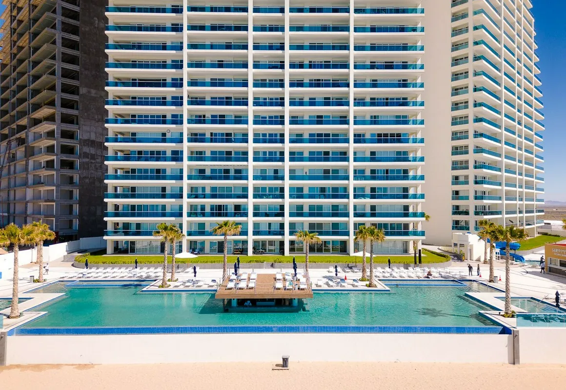 Encantame Towers hotel hero