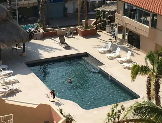 Condo Mcs By Trvl2hm hotel detail image 4