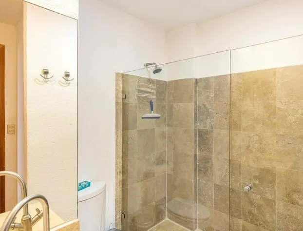 Condo Kite Tower by TRVL2HM hotel detail image 2