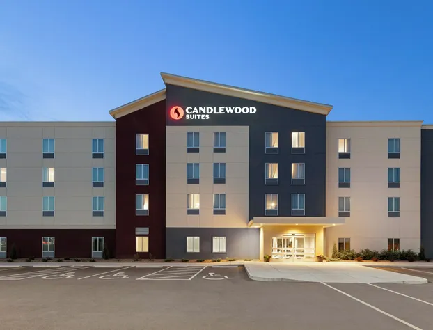Candlewood Suites Mcpherson by IHG hotel detail image 2
