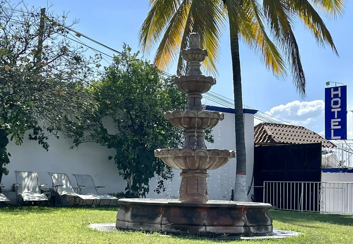 Hotel Tres de Mayo hotel hero