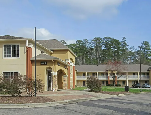 Suburban Studios Raleigh - Crabtree Valley hotel detail image 2