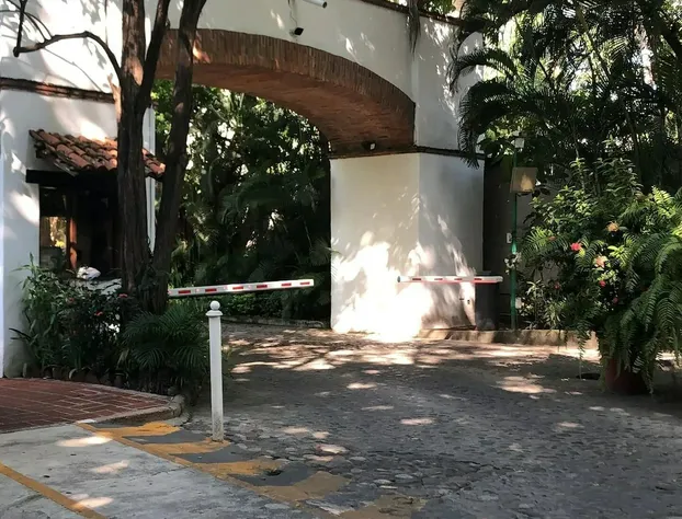 Condo Bella By Trvl2hm hotel detail image 1