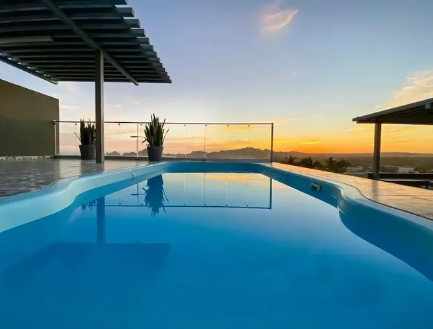 Condos 16H hotel detail image 3