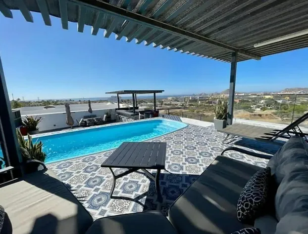 Condos 16H hotel detail image 4