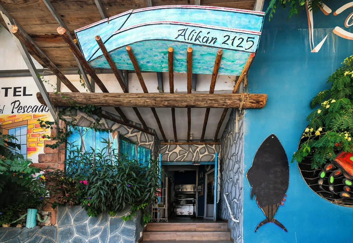 OYO Posada Del Pescador hotel hero