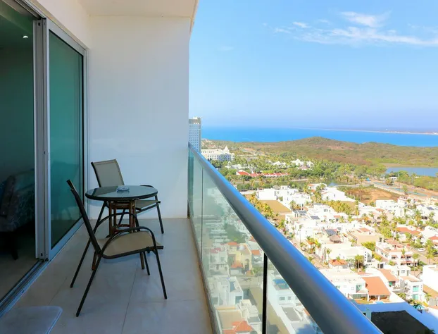 Torre Peninsula hotel detail image 1