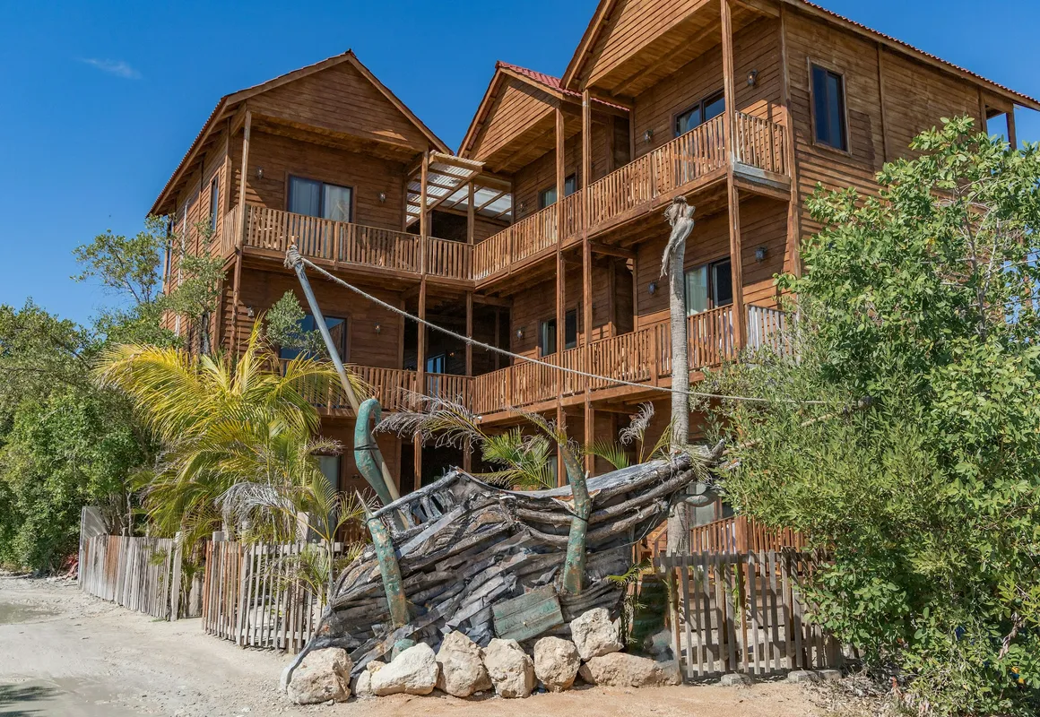 Krak-Inn Holbox Self Check In hotel hero