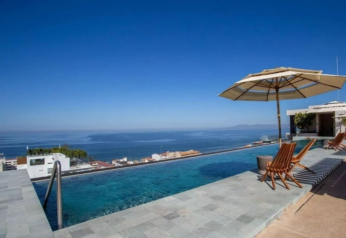 Condominios 105SV hotel hero