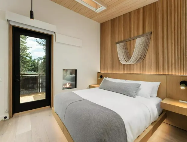 Desolation Hotel hotel detail image 2