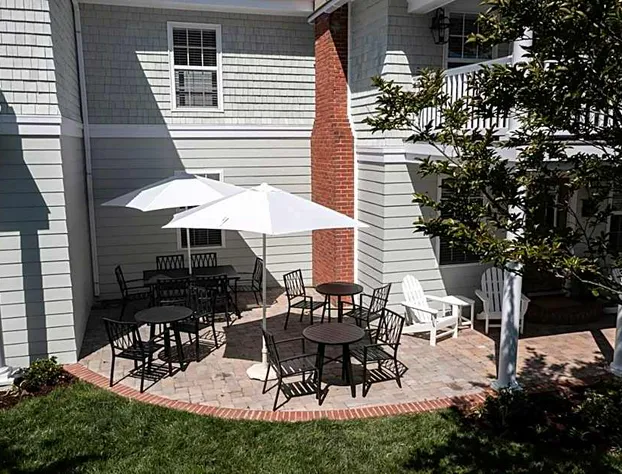 Hilltop 104 Inn at Old Beach hotel detail image 4