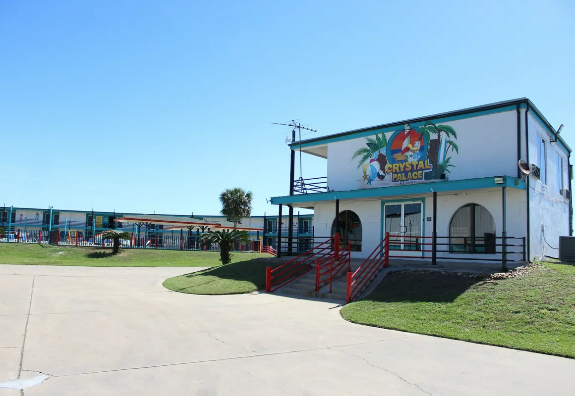 Crystal Palace Resort hotel hero