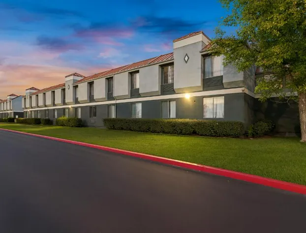 Suburban Studios Salt Lake City Airport hotel detail image 4