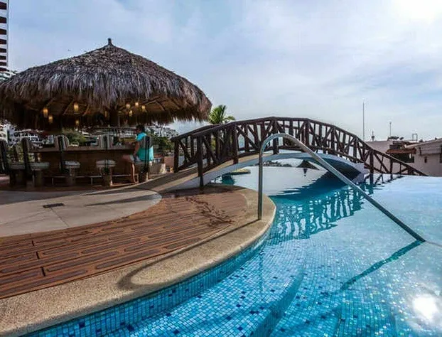 Condominios 220PR hotel detail image 3