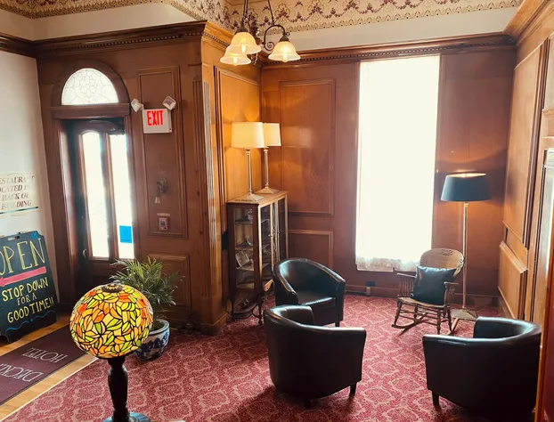 Decker Hotel & Bar hotel detail image 1