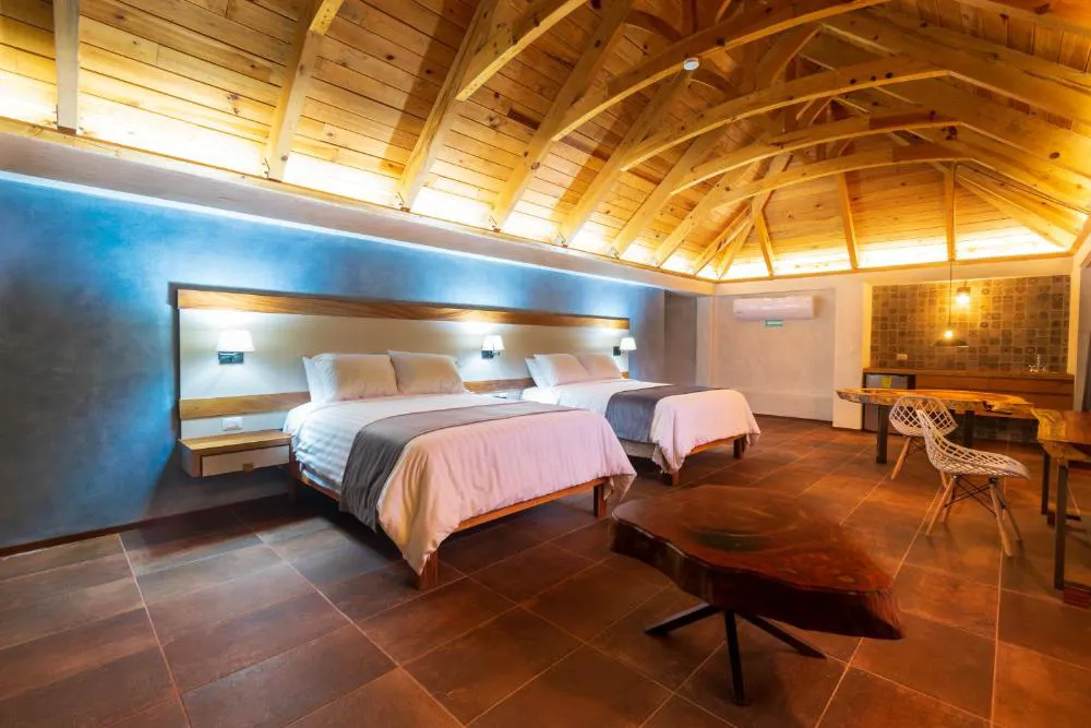 Hotel Balcón del Parque hotel hero