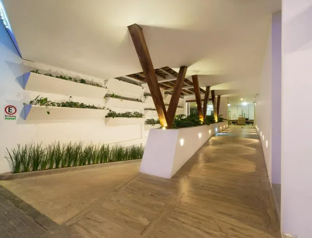 Hotel Balcón del Parque hotel detail image 3