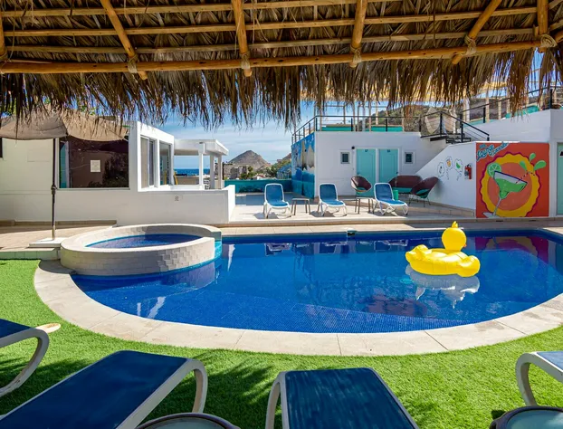 Whole-Tel hotel detail image 2