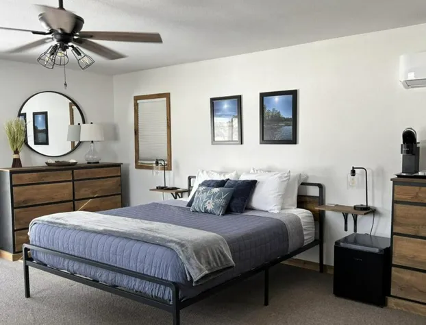 Aqua Aire Inn & Suites hotel detail image 4