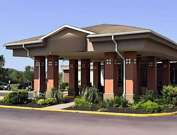 Quality Inn & Suites East Syracuse - Carrier Circle hotel detail image 1