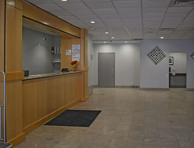 Quality Inn & Suites East Syracuse - Carrier Circle hotel detail image 4