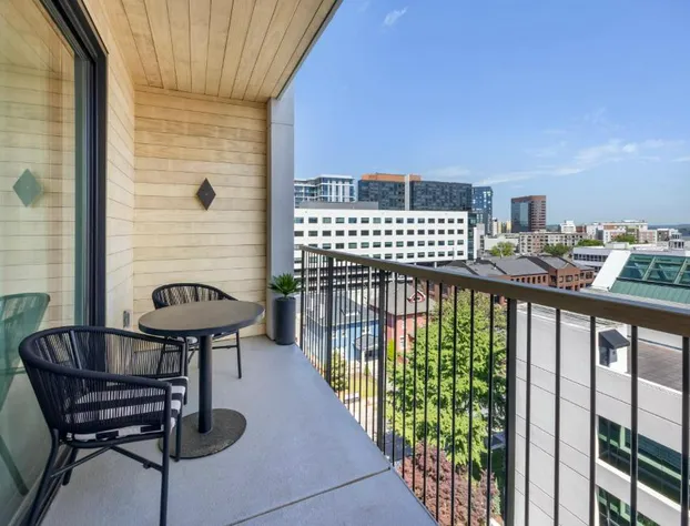 Motif on Nashville's Music Row hotel detail image 1