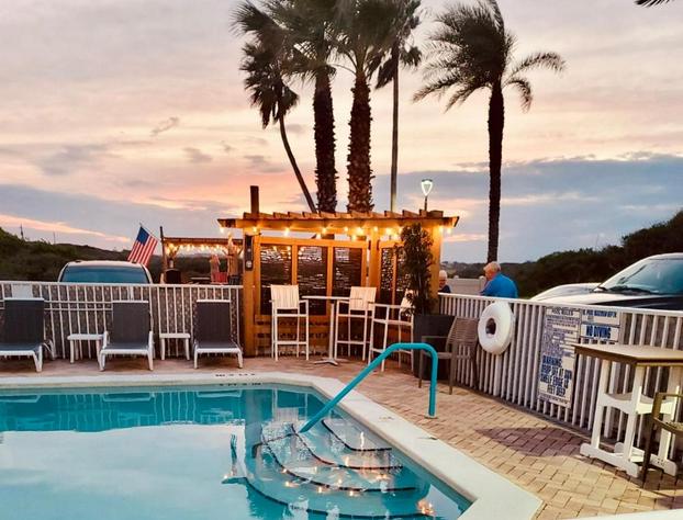 Ocean Sands Beach Inn Ultra Sparkling Half Acre Private Beach OnSite Saltwater Mineral Pool open until 4 AM Bedside Candy In ALL hotel detail image 3