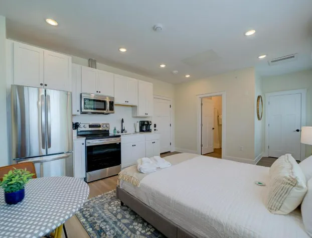 DreamStay on Clay hotel detail image 4