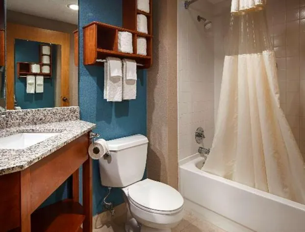 Days Inn By Wyndham Englewood Dayton Airport hotel detail image 1