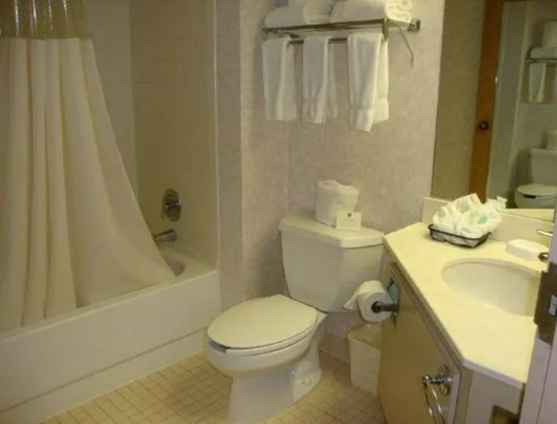 Days Inn By Wyndham Englewood Dayton Airport hotel detail image 2