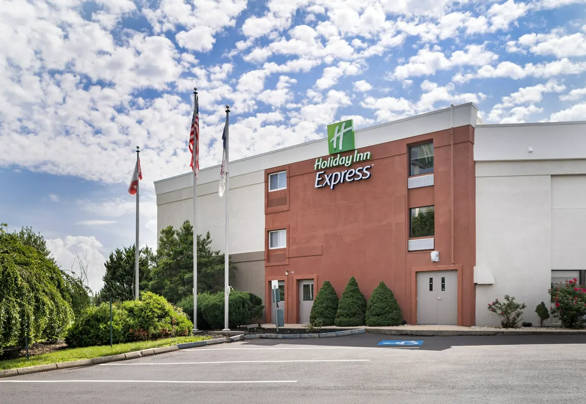 Holiday Inn Express Greencastle by IHG hotel hero