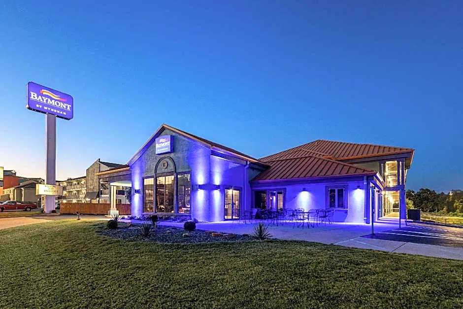 Baymont by Wyndham Branson Thousand Hills hotel hero