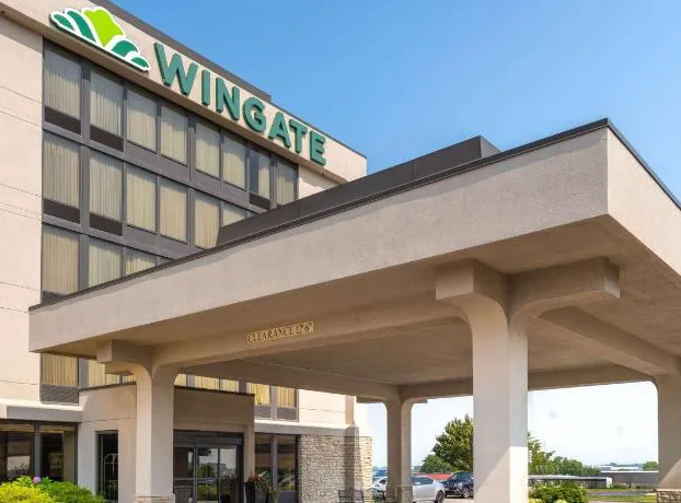 Wingate by Wyndham St. Louis Airport hotel detail image 1