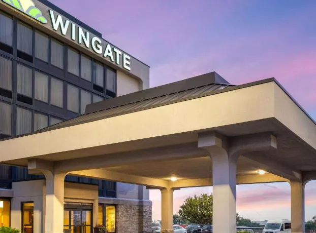 Wingate by Wyndham St. Louis Airport hotel detail image 3