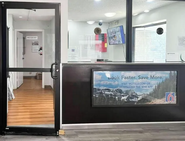 Studio 6 Suites Dayton, Oh - Englewood hotel detail image 1