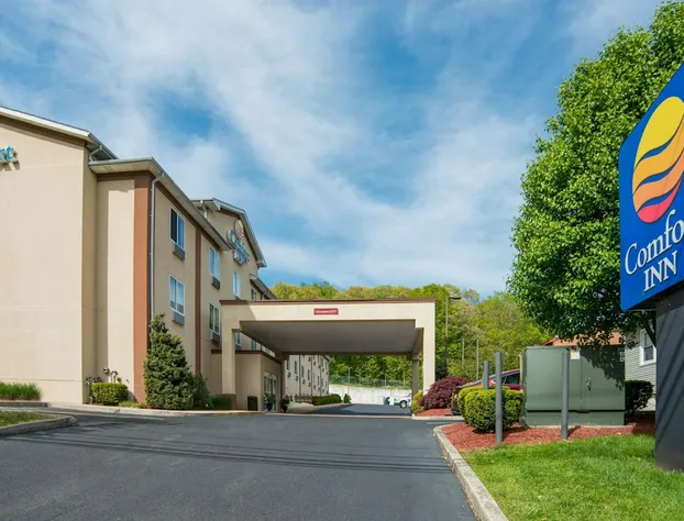 Comfort Inn Naugatuck-Shelton, CT hotel detail image 2