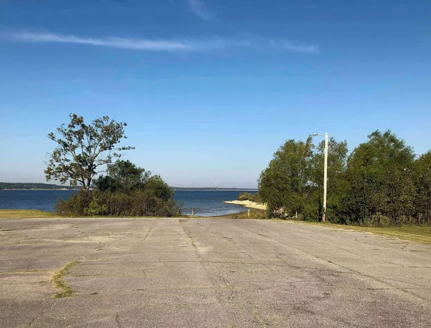 Willow Springs Marina hotel detail image 4