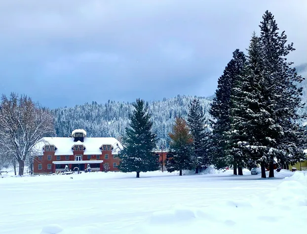 Silverton Mountain Manor hotel detail image 2