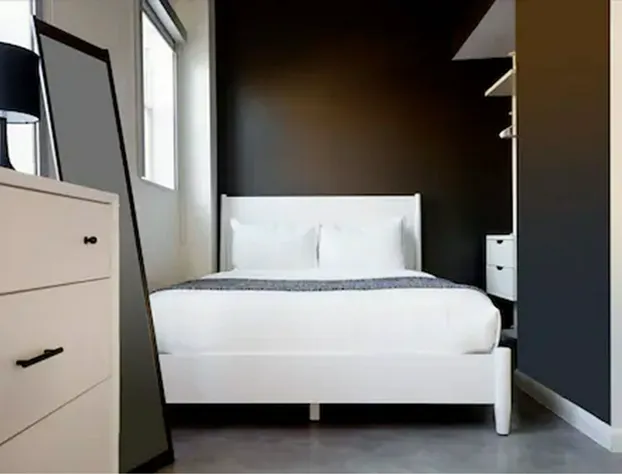 Franklin Suites hotel detail image 1