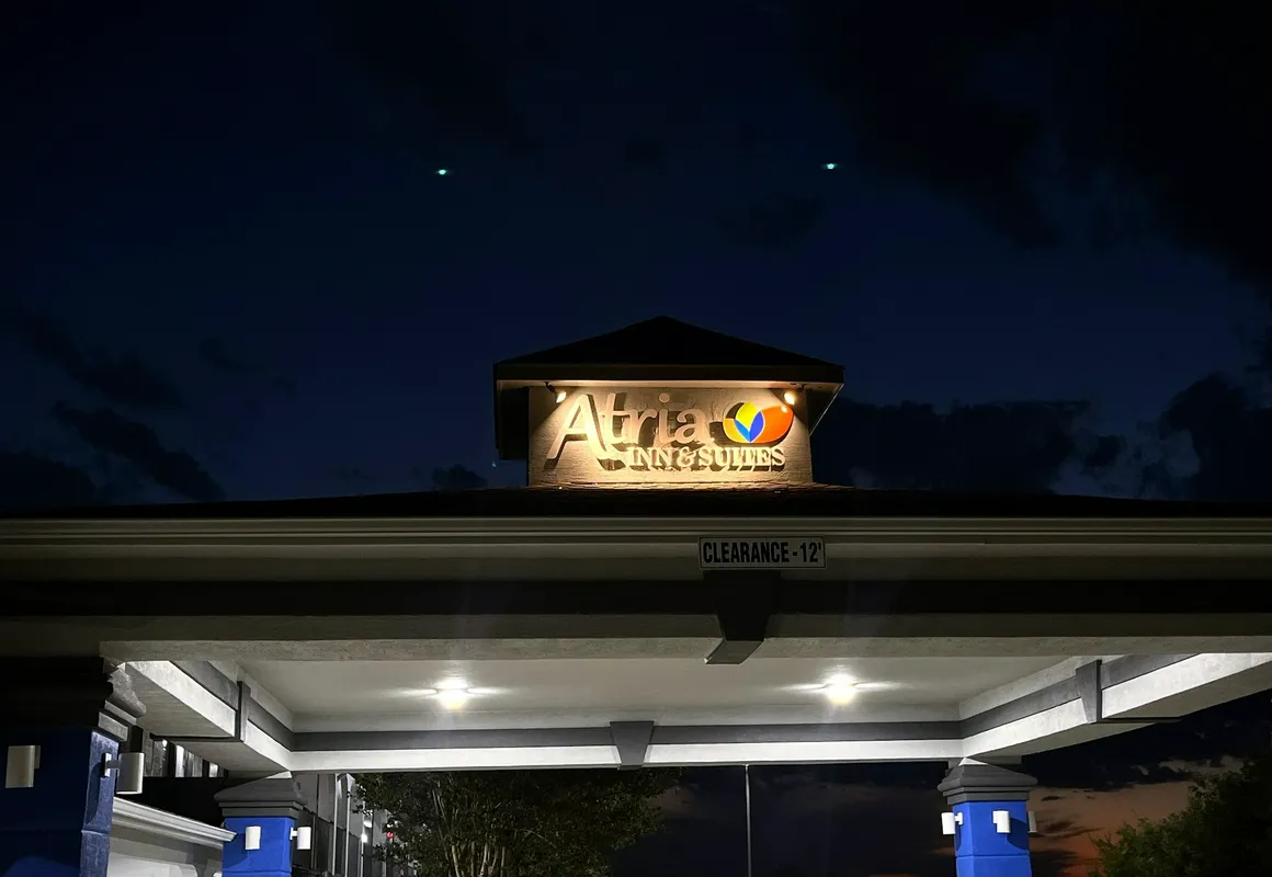 Atria Inn & Suites hotel hero