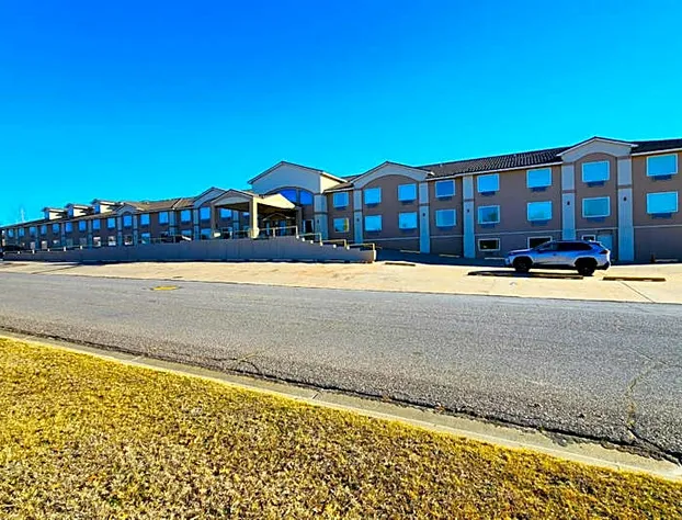 FairBridge Inn & Suites Canadian hotel detail image 2