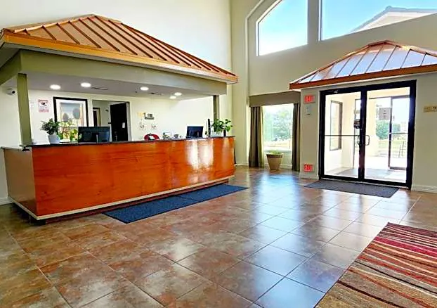 FairBridge Inn & Suites Canadian hotel detail image 3